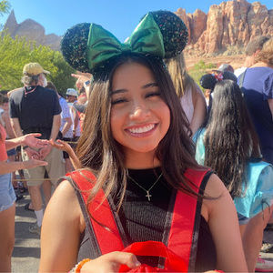 Meet your Posher, Jacqueline